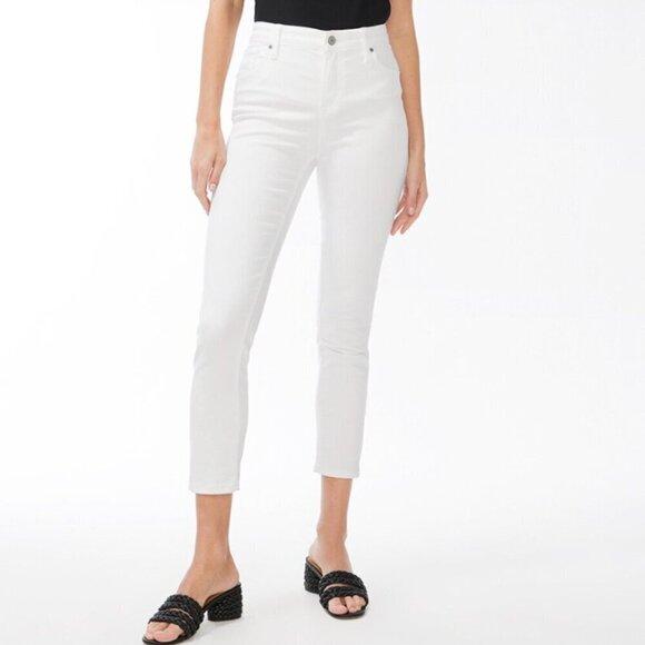 Chico's Size 8R NWT No-Stain White Girlfriend Ankle Jeans SOLD OUT ONLINE - Picture 2 of 11